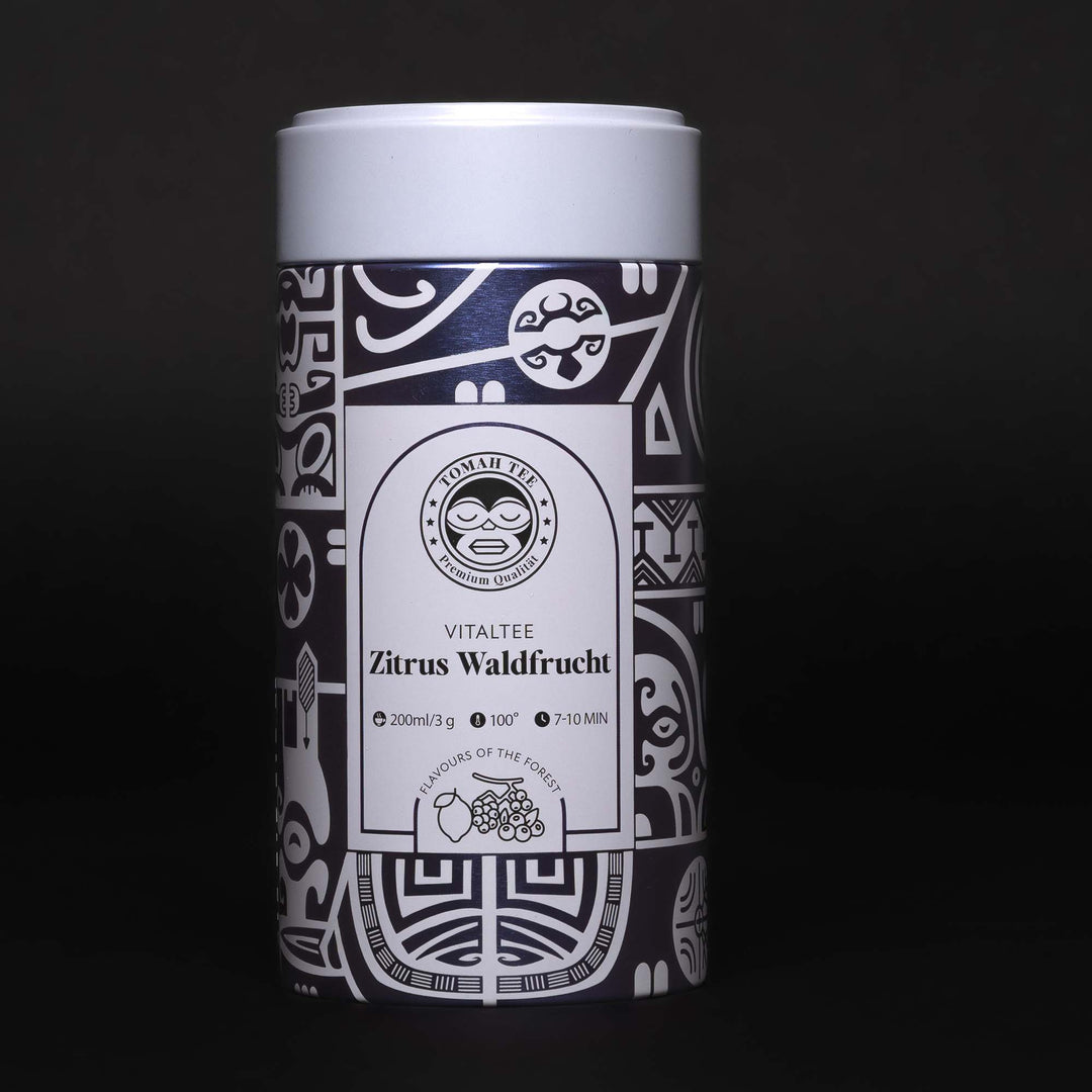 Zitrus-Waldfrucht-Tee „Vitaltee“ von Tomah Tee in der 100-g-Teedose